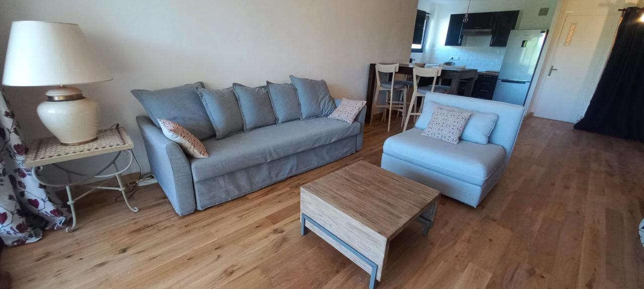 Loft Climatise "La Pinede", 50 M2, Tres Calme, 5 Mn A Pied Des Plages, Lit King Size La Seyne-sur-Mer Kültér fotó