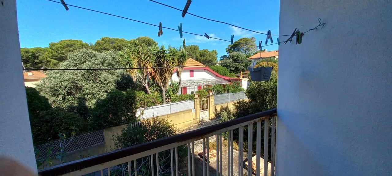 Loft Climatise "La Pinede", 50 M2, Tres Calme, 5 Mn A Pied Des Plages, Lit King Size La Seyne-sur-Mer Kültér fotó